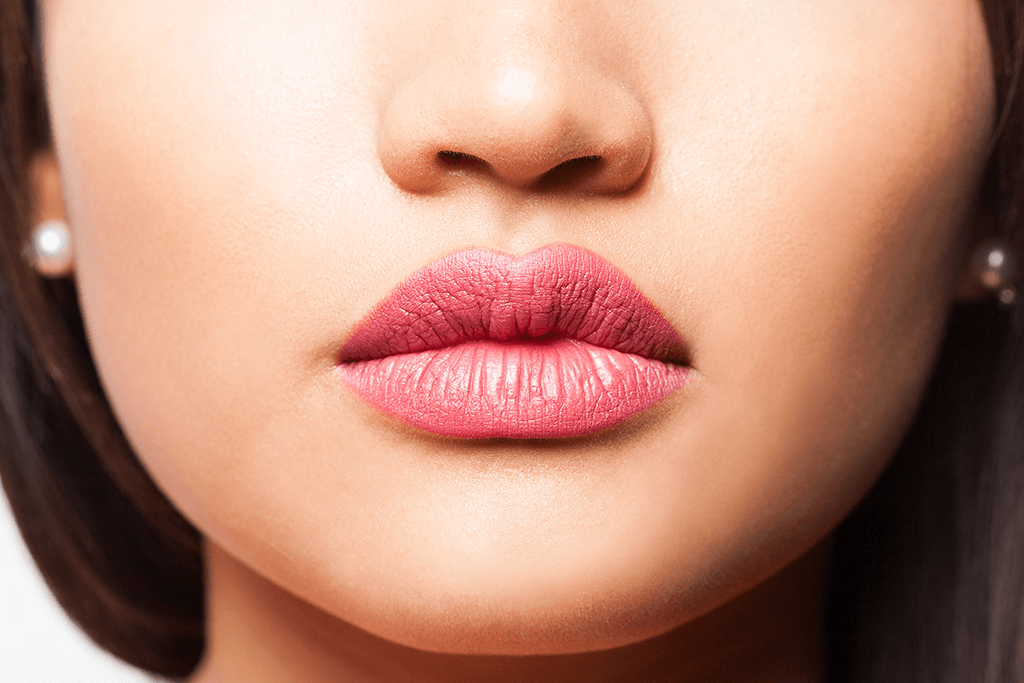 how to make cupids bow lips