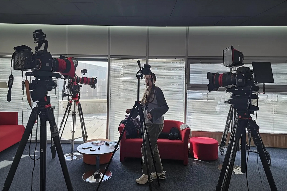 how we tested cinema cameras at fixthephoto