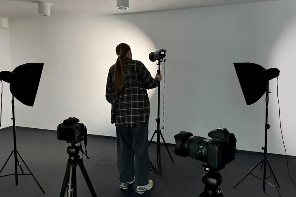 how we tested movie cameras at fixthephoto