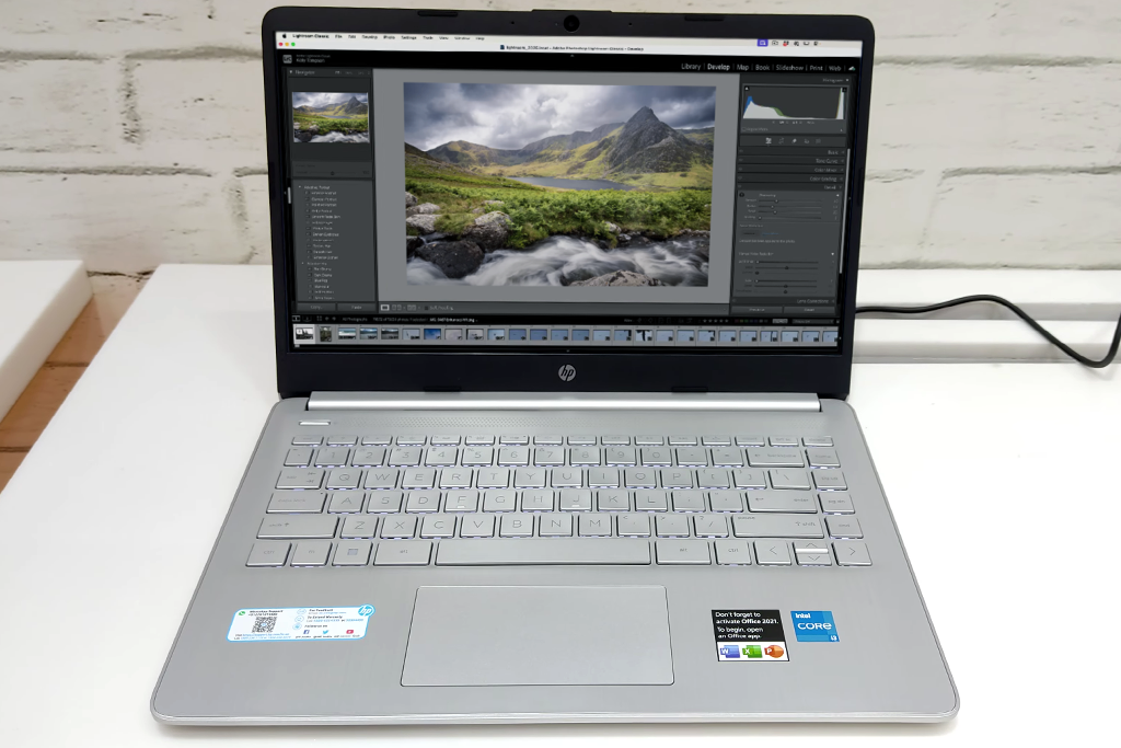 hp 14 cheap ssd laptop lifestyle