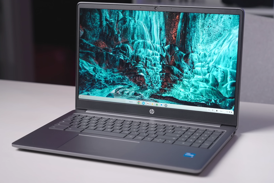 hp chromebook plus laptop for college students