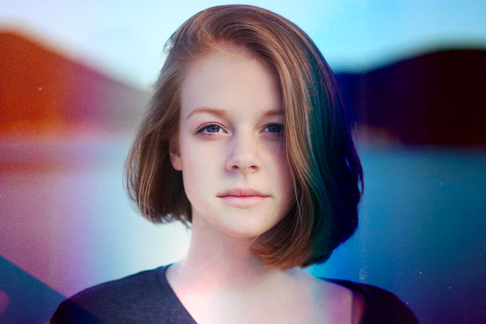 8 Best Film Camera Apps for Adding Unique Touch