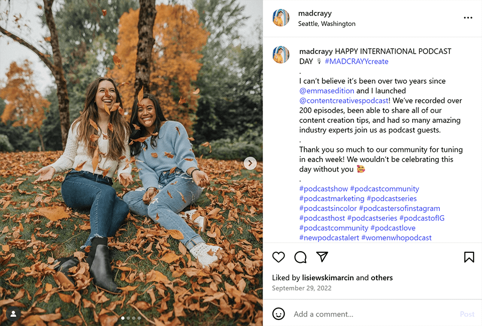 instagram best friend pose for 2 fall leaves
