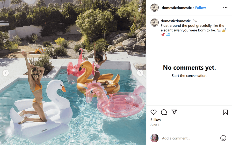 instagram best friend pose for 2 pool