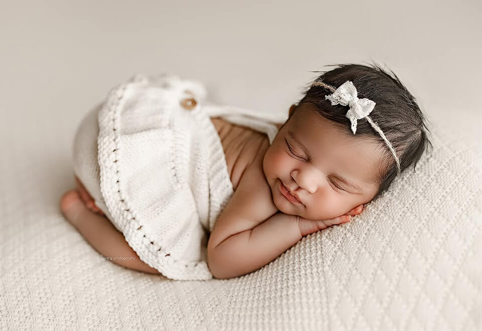 jess guzman newborn photographer example