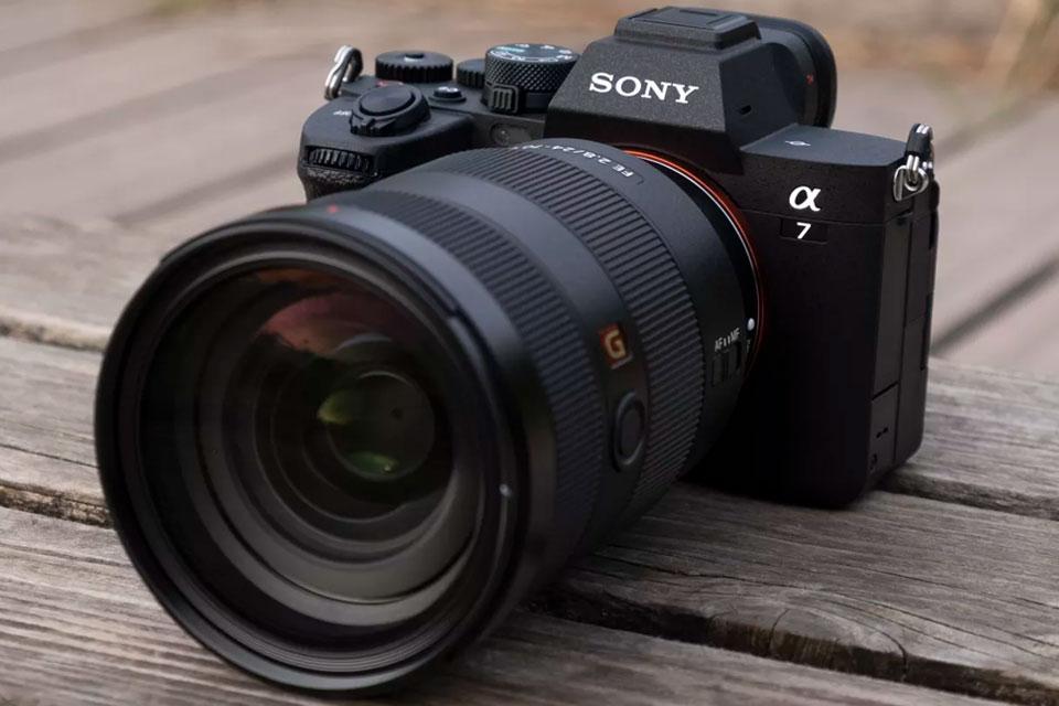 keep your requirements to choose sony a7 lenses