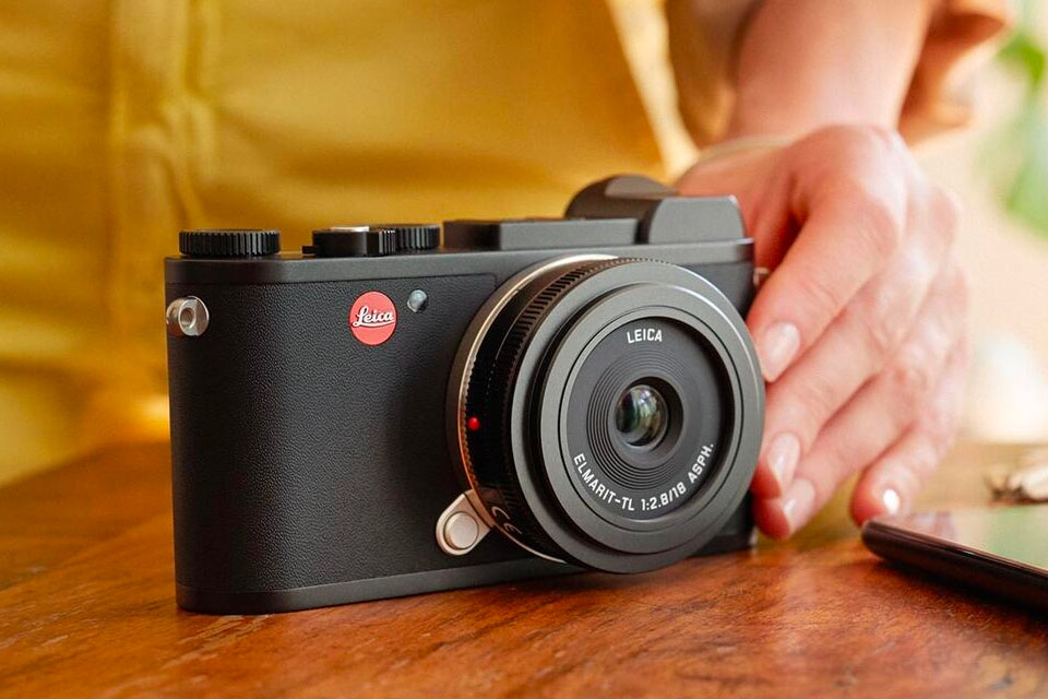 leica cl camera review