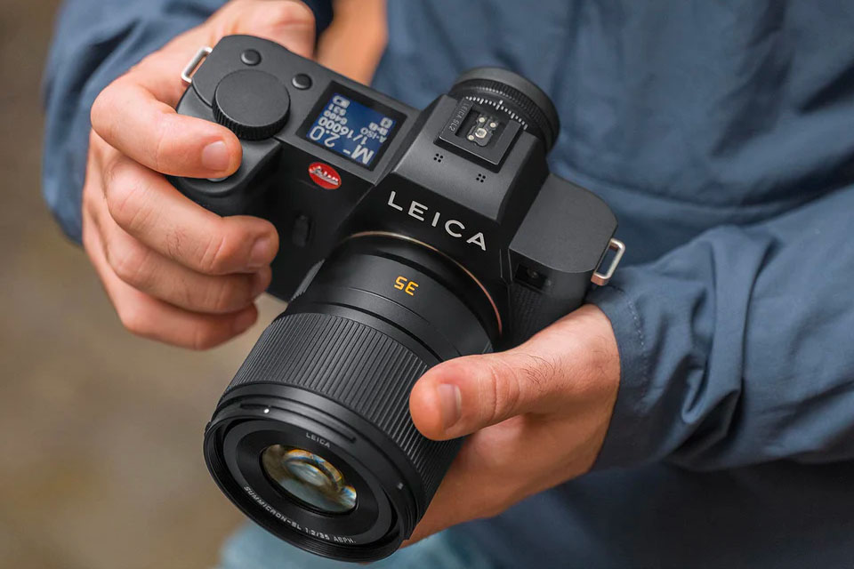 leica sl2 camera review