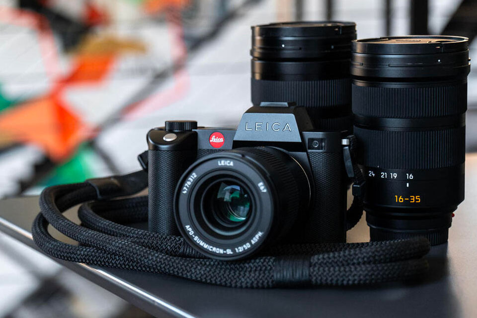 leica sl2-s camera review