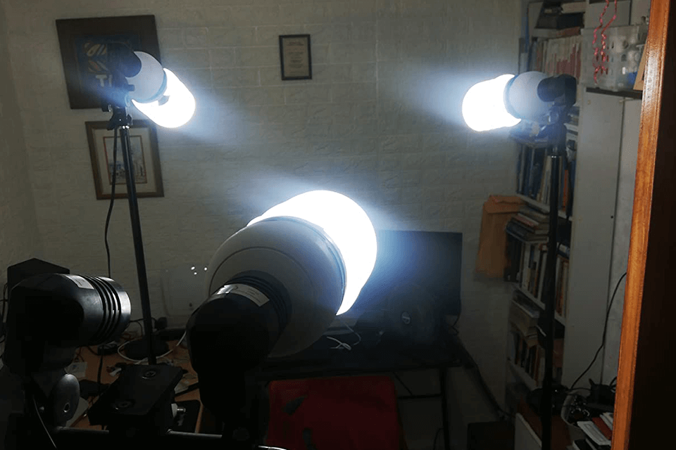 limostudio photography light bulb