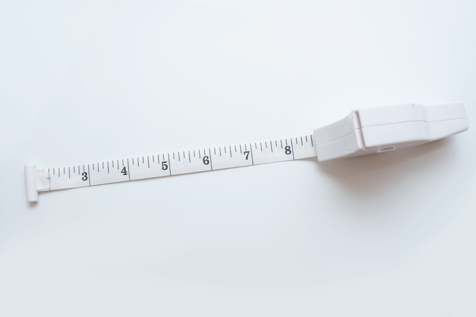 make a measurement to choose a frame