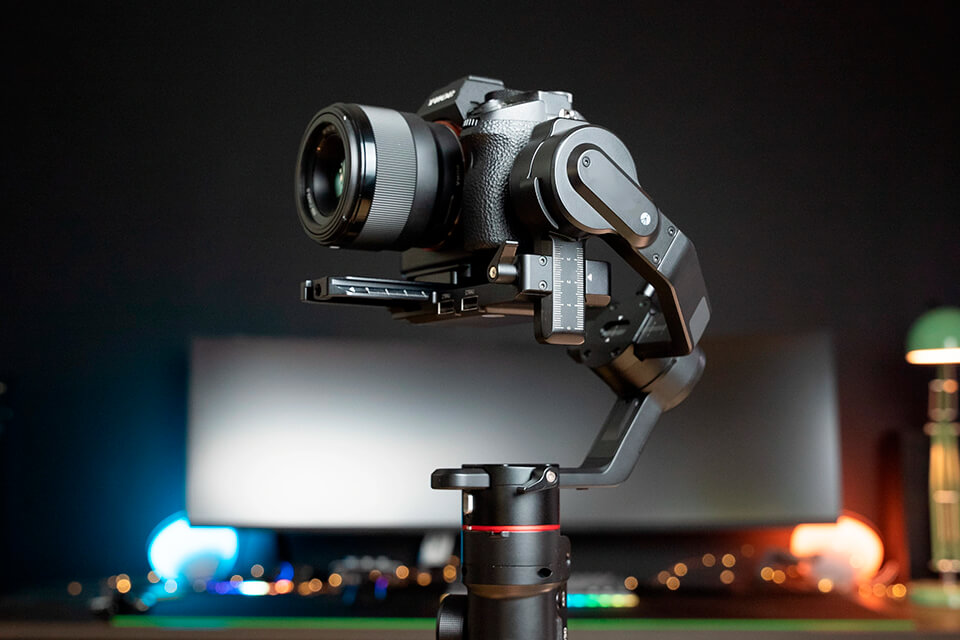 10 Best DSLR Gimbals for Good Stabilization in 2024