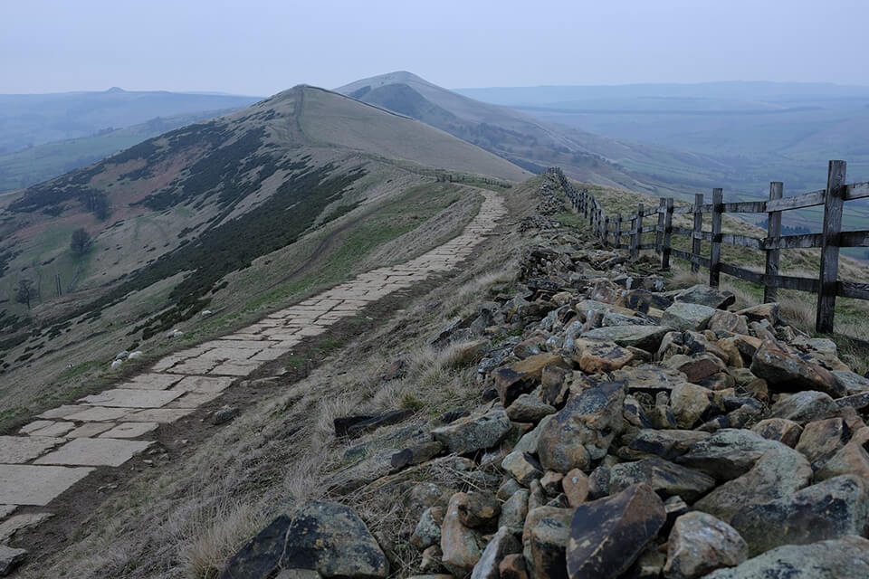 medium format camera fujifilm gfx 50r image