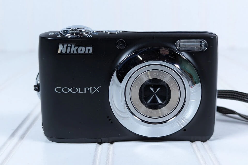 Cameras under 200 in 2024