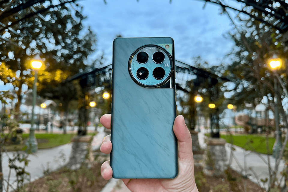 oneplus 12 camera phone