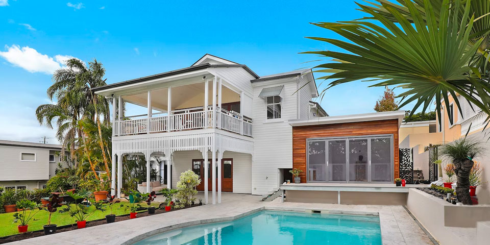 oneplus 8 pro onyx phone for realtors real estate photo