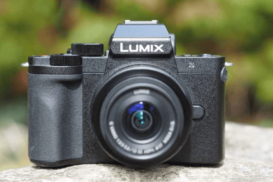 panasonic lumix g100 budget camera for video