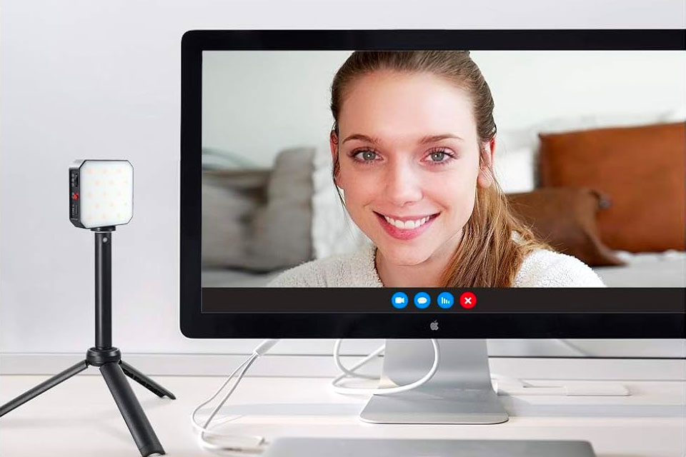 Best Lighting For Zoom Calls In 2024 Gear Tips   Pixel Gos Zoom Light For Zoom Meetings 