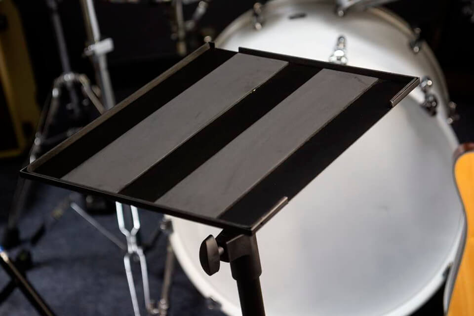 how to choose the best projector stands