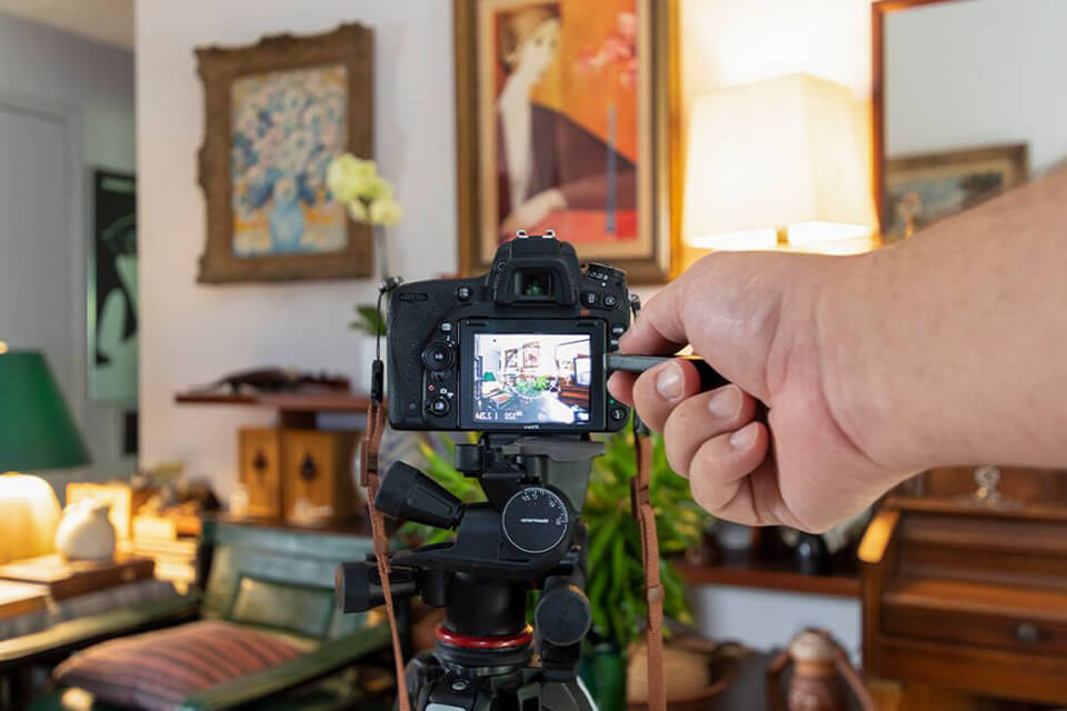 remote shutter trigger for flambient real estate photography