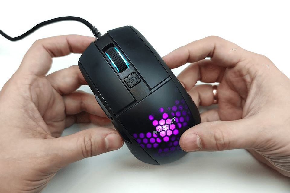 roccat burst pro mouse