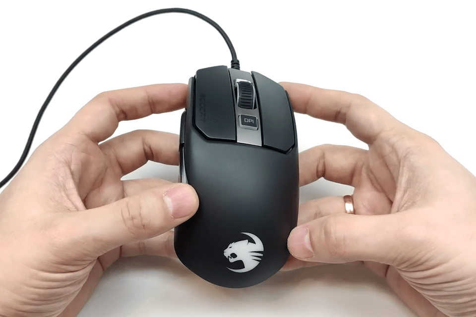 roccat kain 120 aimo mouse