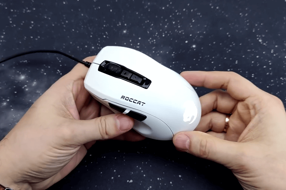 roccat kone pure ultra mouse