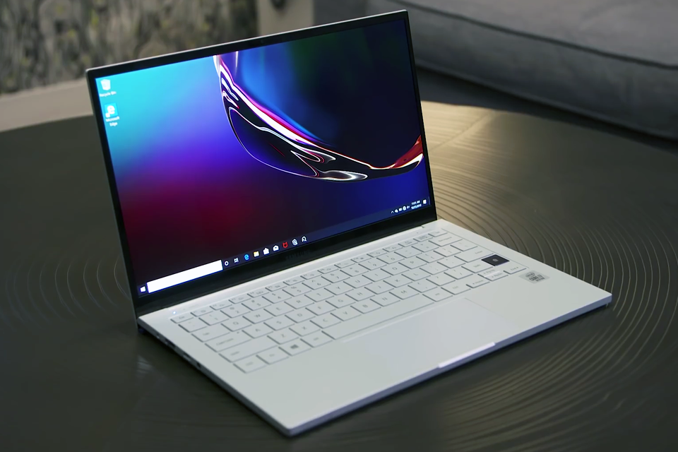 samsung galaxy book flex fanless laptop