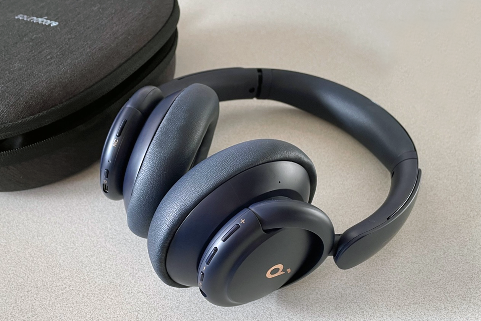 soundcore life q30 by anker noise cancelling headphones under 200 dollars lifestyle