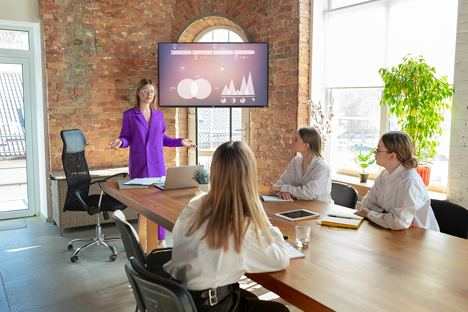 Best Tv For Conference Room 7 Best TVs for Conference Room to Buy in 2025
