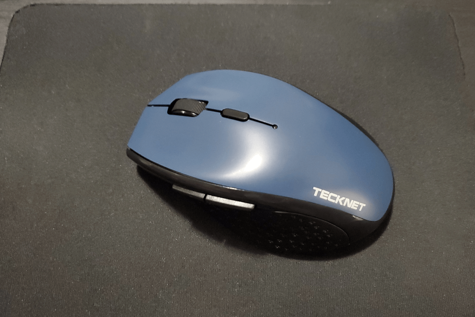 tecknet blue gaming mouse