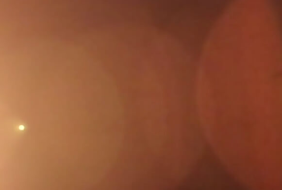 lencse kitörés nélküli videofedő