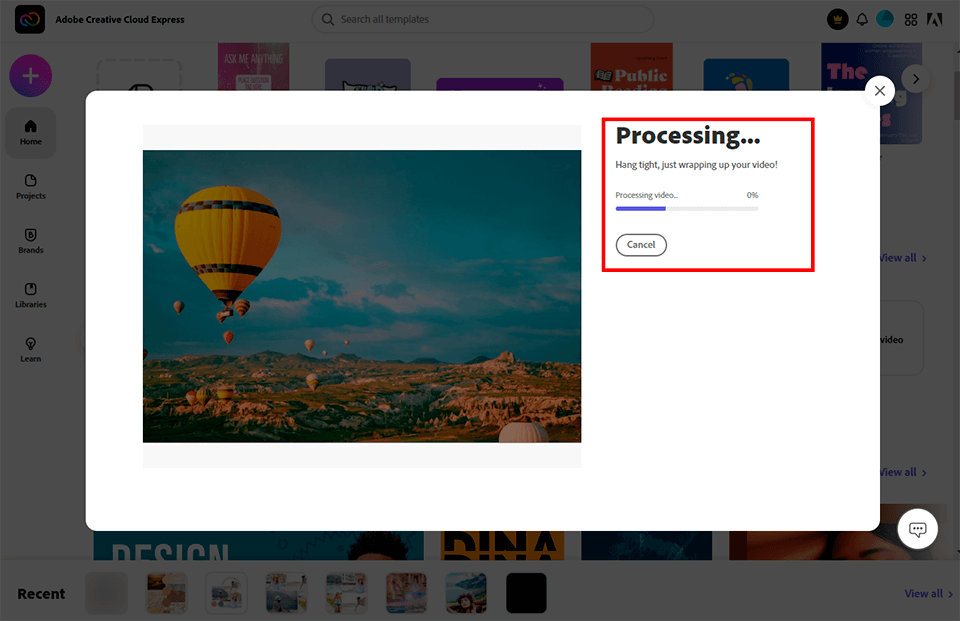 انتظر حتى ينتهي التنزيل في Adobe Express