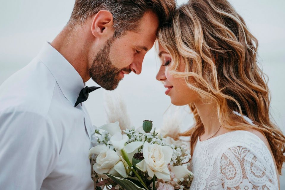 wedding videographer checklist romantics session