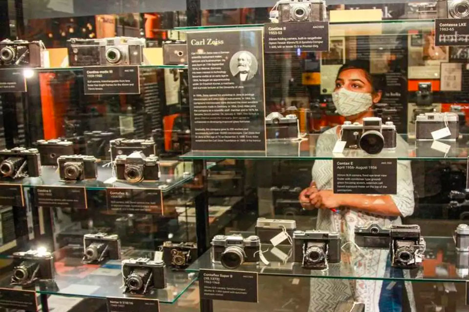 what to do with old cameras donate to museums